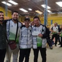 CAPITAN DE DUPLAS: La Meto y Me Voy